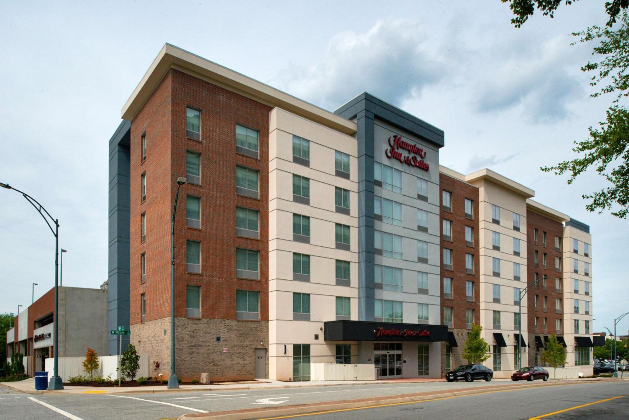 Hampton Inn & Suites Greensboro Downtown, Nc Экстерьер фото